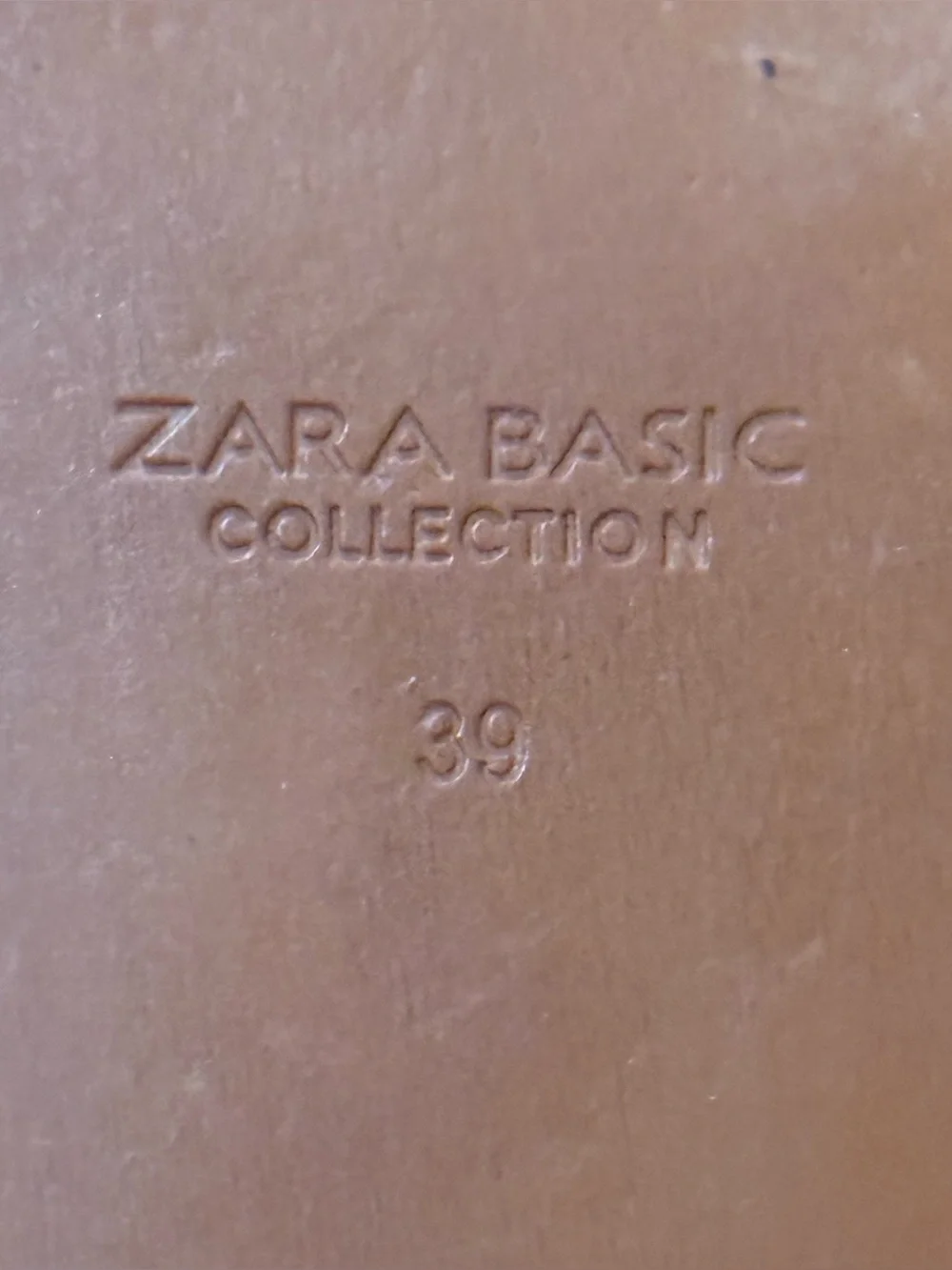 ZARA Basic Women’s 39 8-8.5? Crossover Flat Sandals Slides Criss Cross Leather? - Picture 3 of 12